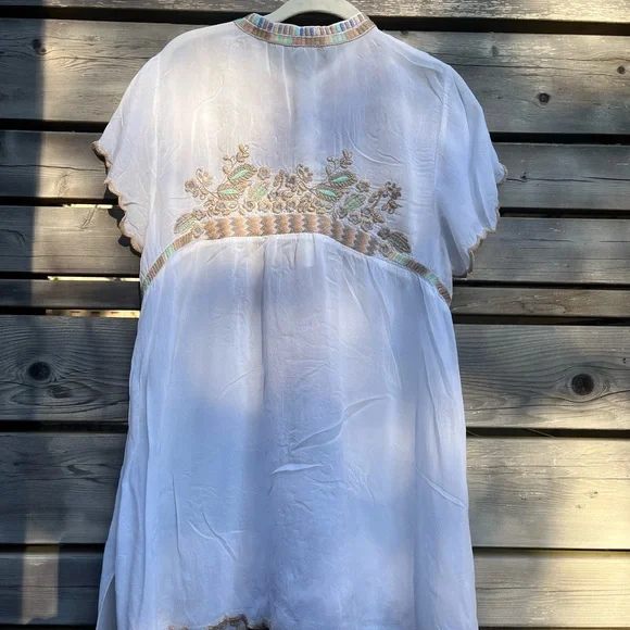 Johnny Was Most Beautiful Embroidered White Tunic Top - Picture 5 of 7